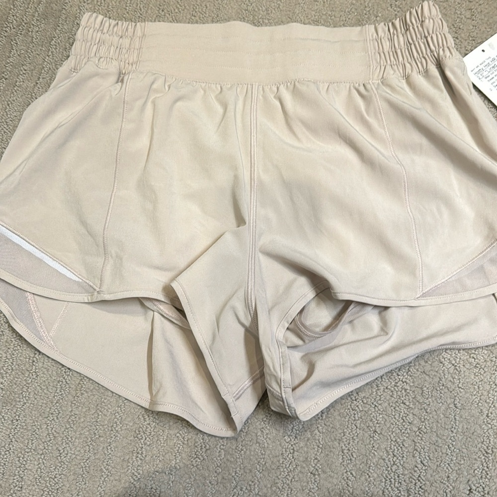 Lululemon hotty hot short